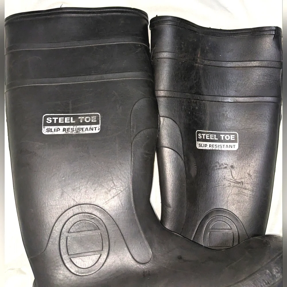 Genfoot Inc. Steel Toe Slip Resistant Muck Boots - Picture 6 of 14
